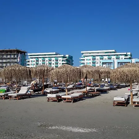 Elegance Summerland Apartamento Mamaia