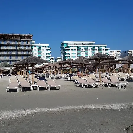 Elegance Summerland Апартаменты